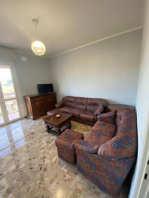 Apartamento Bella Vista Canelli Exterior foto
