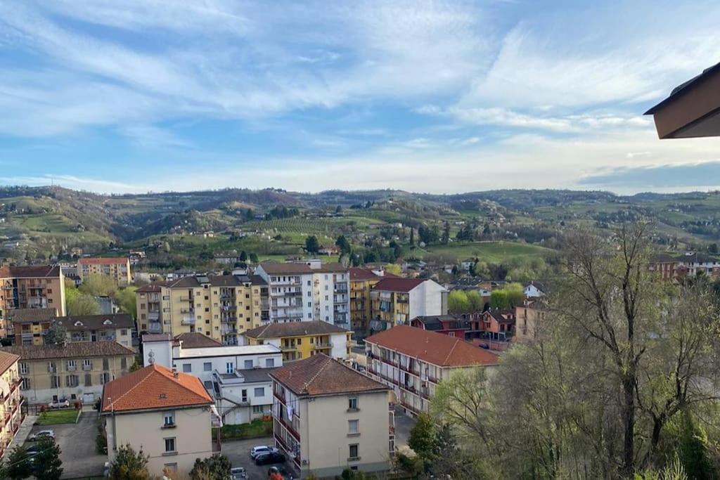 Apartamento Bella Vista Canelli Exterior foto